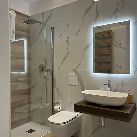 Tulip Luxury Howme * バーリ